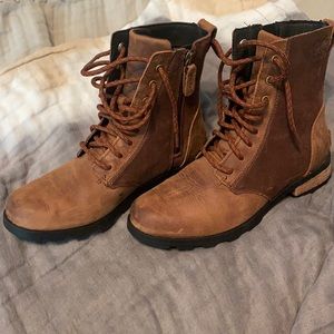 Sorel Emelie Short Lace Boot